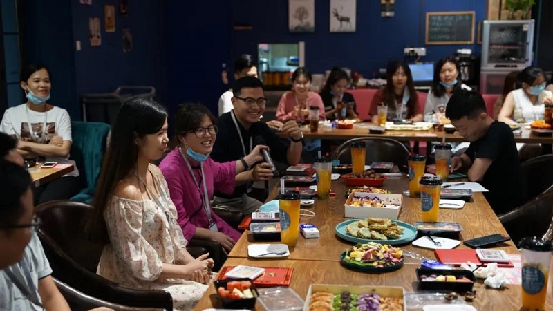 榜樣的力量丨云里物里9月份優(yōu)秀員工&優(yōu)秀新人表彰大會(huì)圓滿(mǎn)結(jié)束