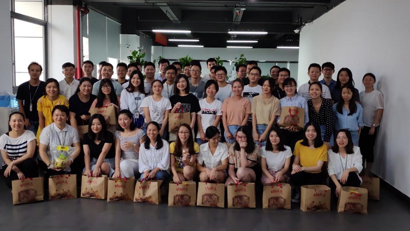 啥?!云里物里中秋節前夕轉行了?