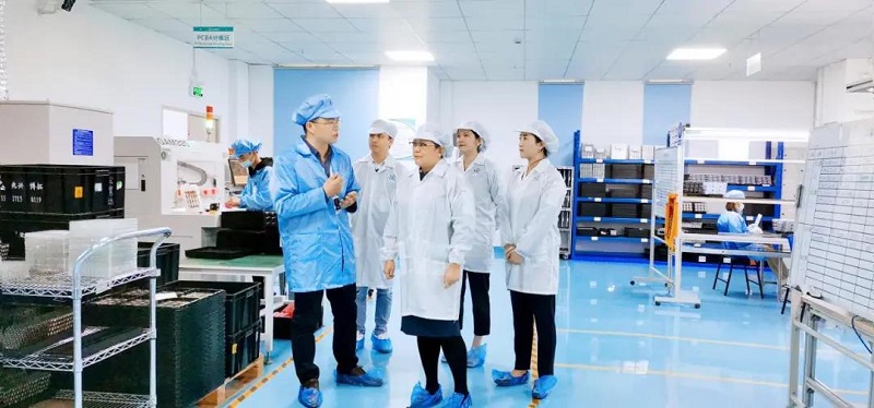 深圳擔(dān)保集團領(lǐng)導(dǎo)蒞臨指導(dǎo)工作，云里物里成績驕人備受肯定！