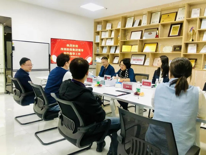 深圳擔(dān)保集團領(lǐng)導(dǎo)蒞臨指導(dǎo)工作，云里物里成績驕人備受肯定！