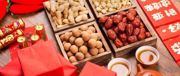 云里物里誠邀全體員工留深過年并送上三重禮