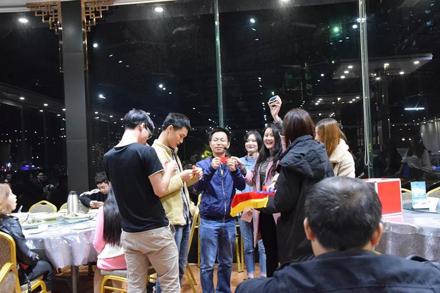 云里物里2019年年會盛典圓滿結束！