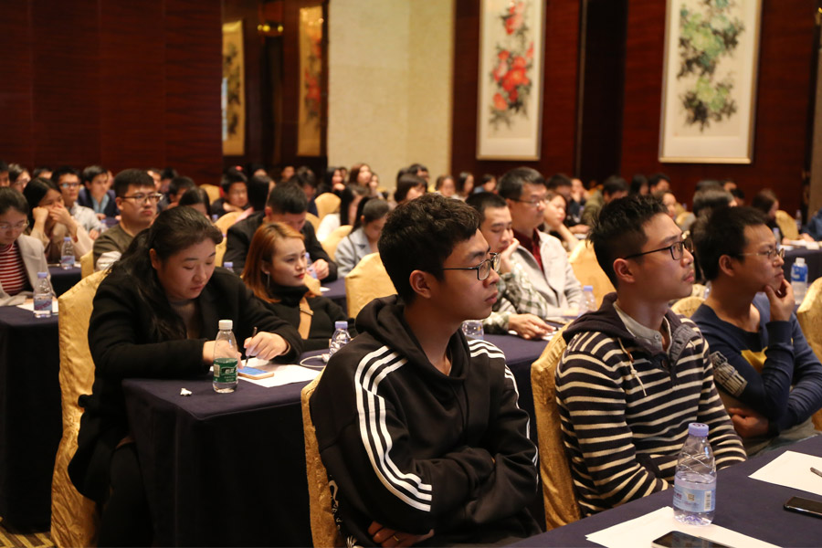 云里物里2019年年會盛典圓滿結束！