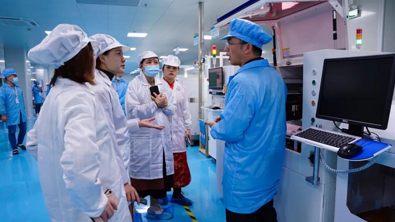 新里程、新起點(diǎn)、新發(fā)展丨云里物里SMT生產(chǎn)線正式啟用！