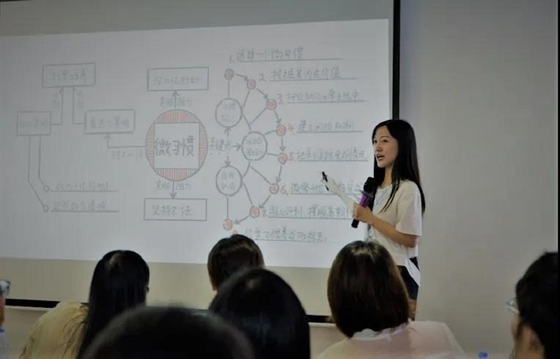 除了吃喝玩樂，云里物里還有啥？