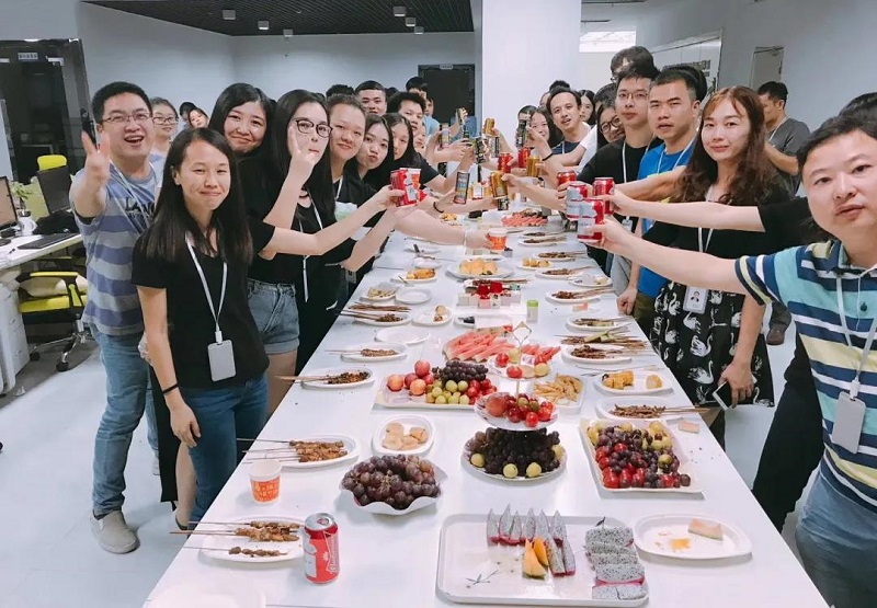 除了吃喝玩樂，云里物里還有啥？